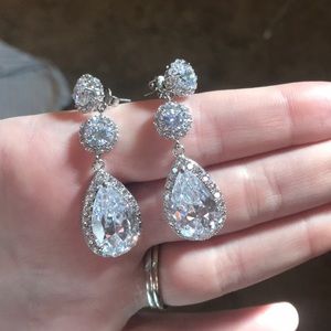 Bridal earrings